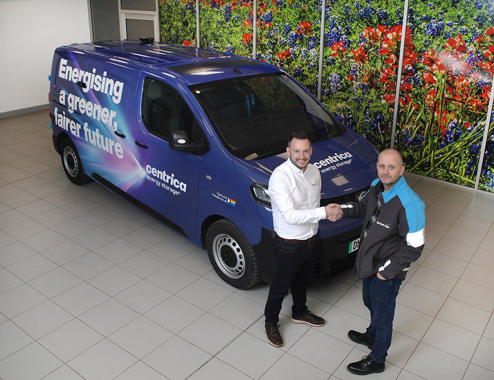 Matt Reeve, Managing Director of Genie Insights (left), with Centrica Fleet Engineering and Innovation Manager, Matt Harris (right)